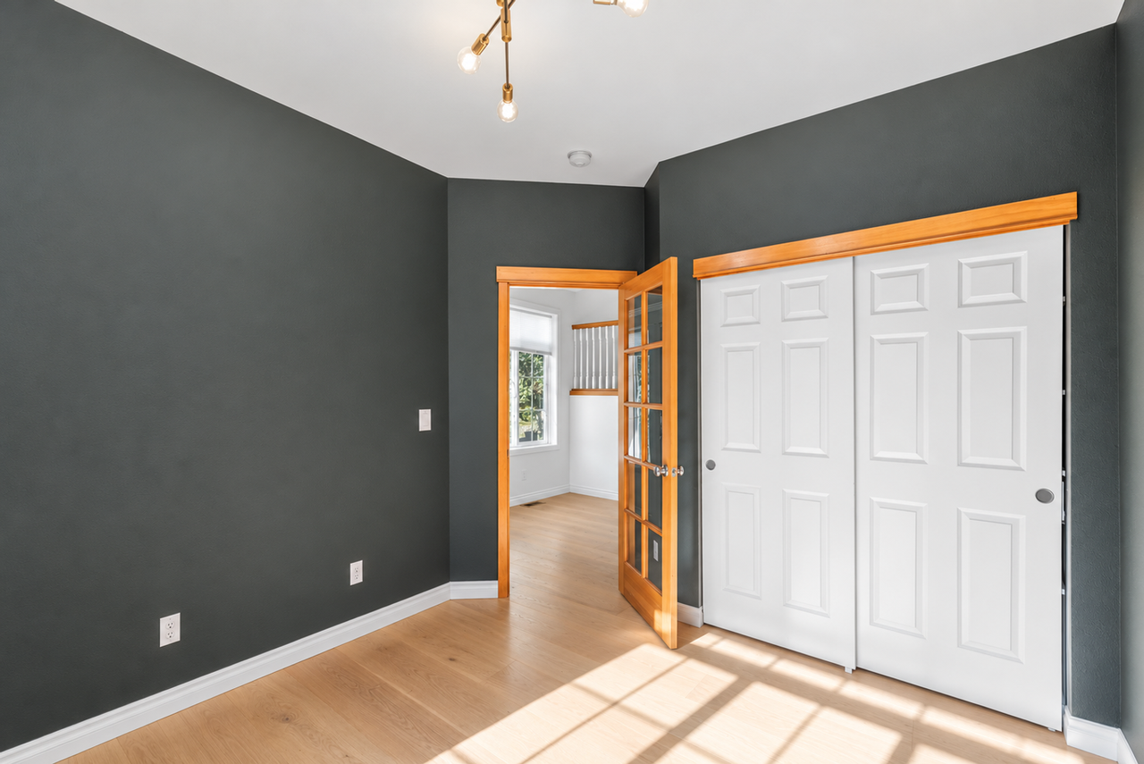 76 76 - 14513 Meridian Pl W Lynnwood, WA 98087 - Photo 5 of 25