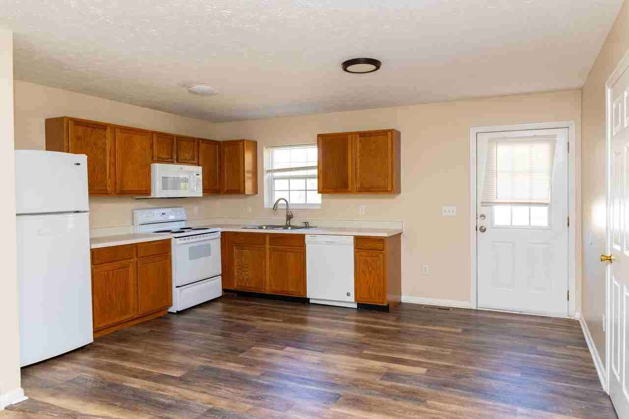 560 Circle Dr Nw - Photo 6 of 16