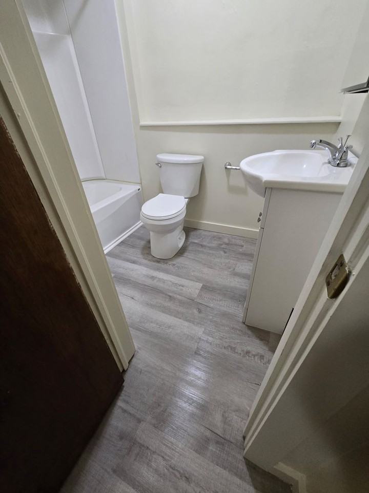 106-115 3rd St. - Photo 5 of 17