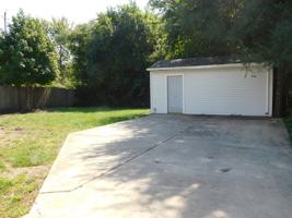 featured image of 2730 E Black Ave