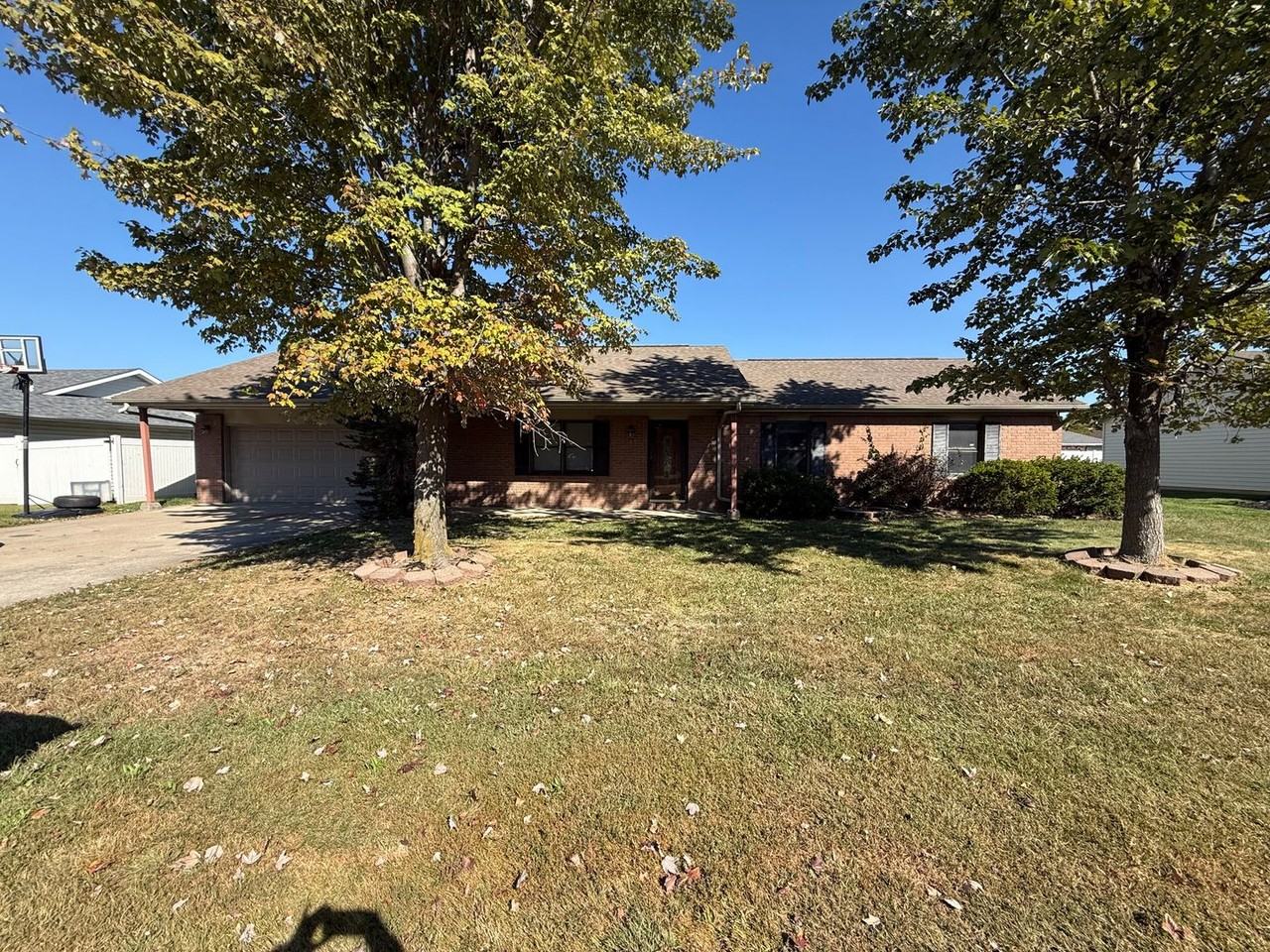 2208 Jennifer Ln - Photo 2 of 24