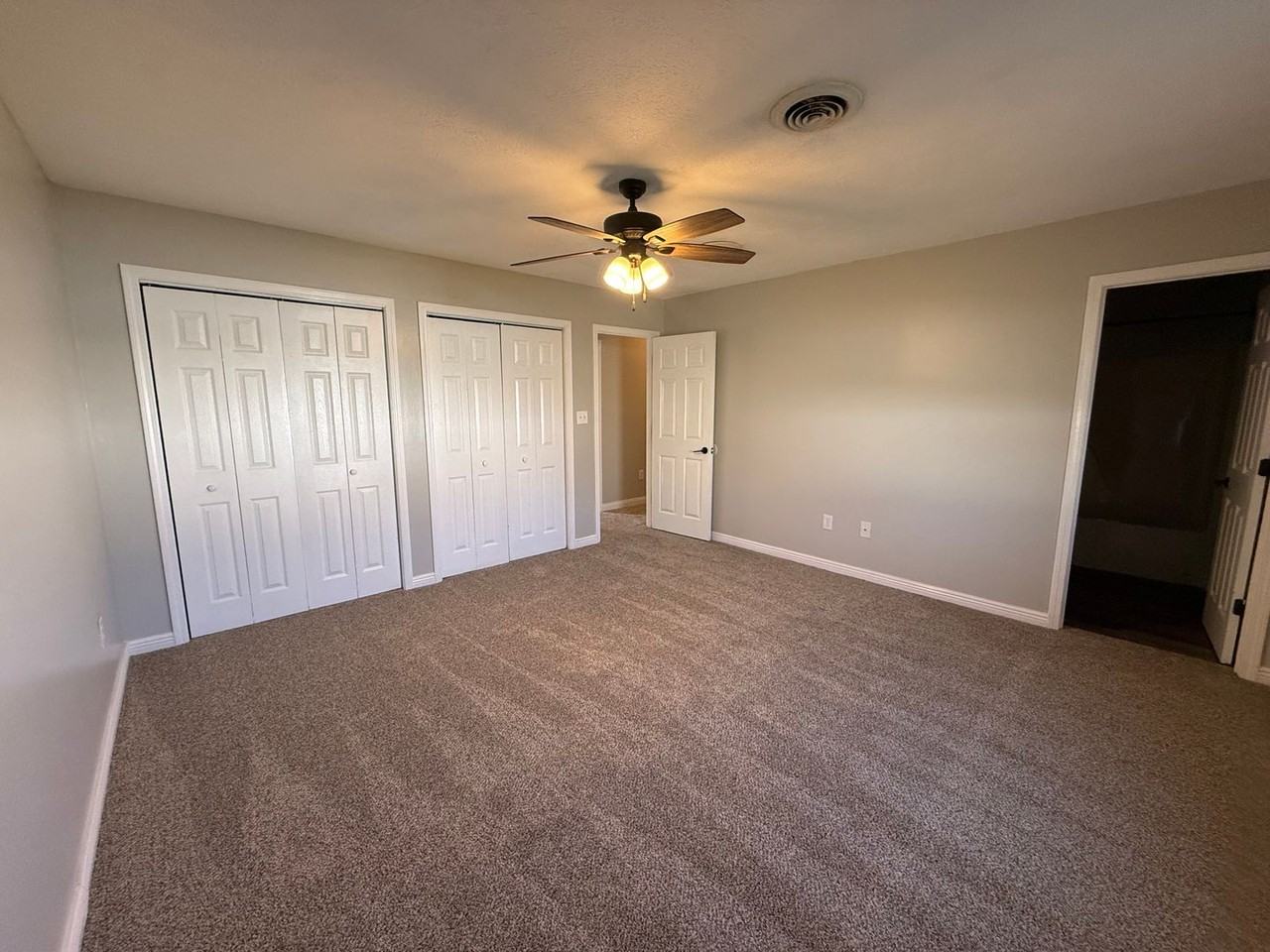 2208 Jennifer Ln - Photo 6 of 24