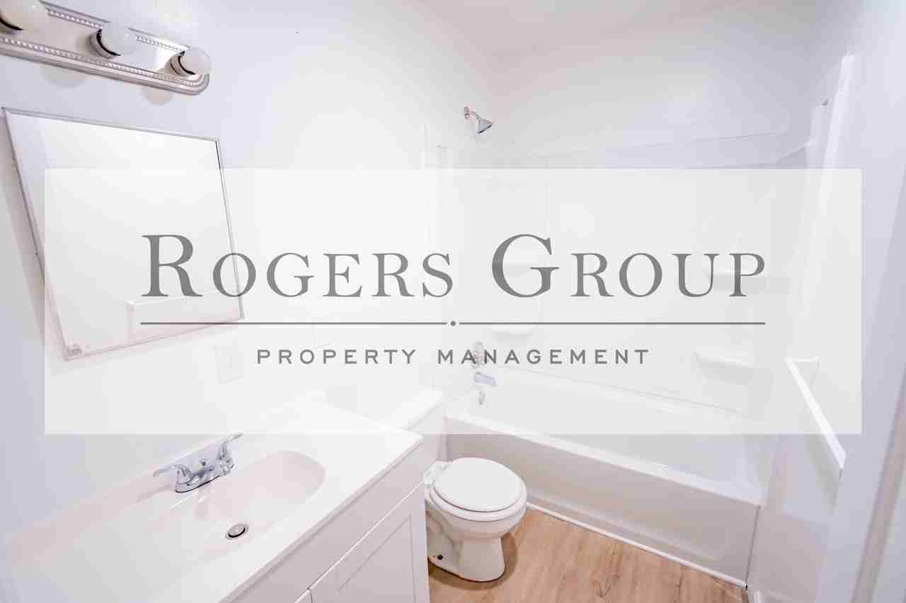 105 Horsecreek Rd - Photo 6 of 10