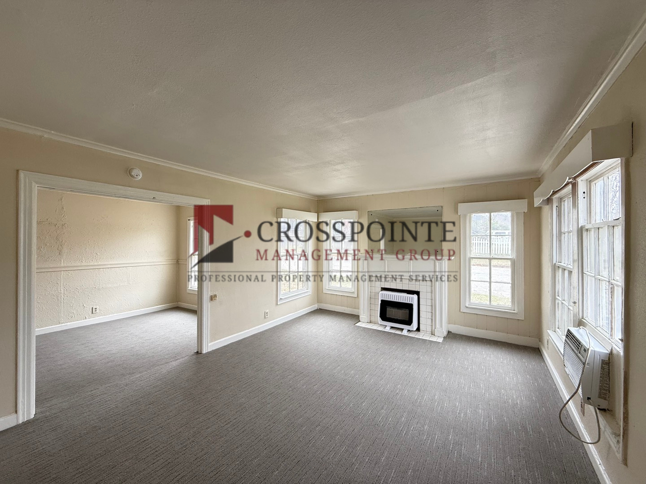 1403 S Glenwood Blvd - Photo 3 of 23