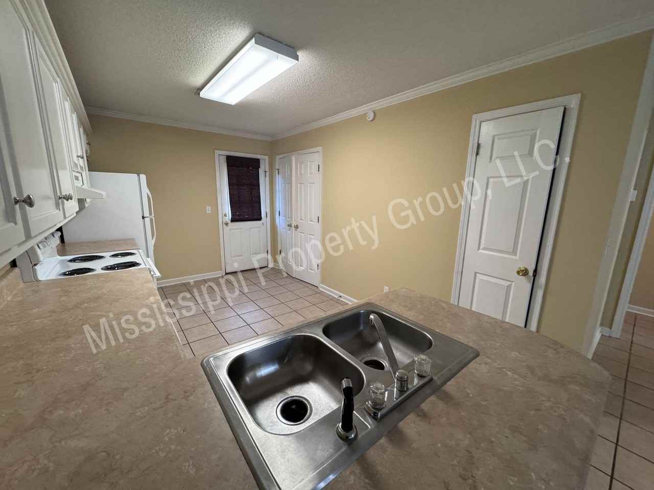 145 Private Road 3089 - Photo 7 of 19