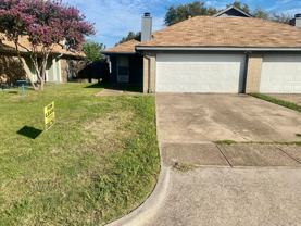 7521 April Ln - Photo 1 of 1