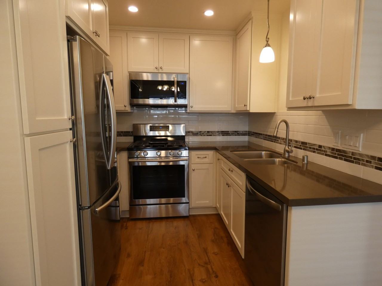 1180 Hilltop Rd #D - Photo 3 of 7