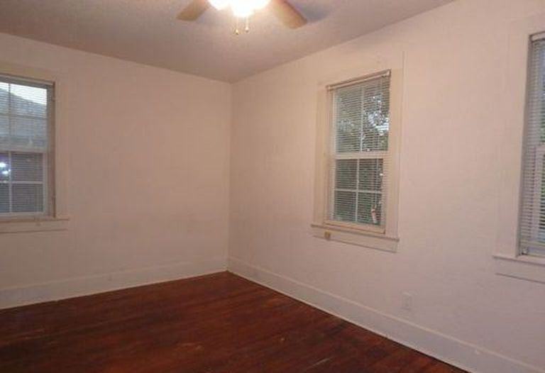 1409 Wilson Ave - Photo 2 of 21