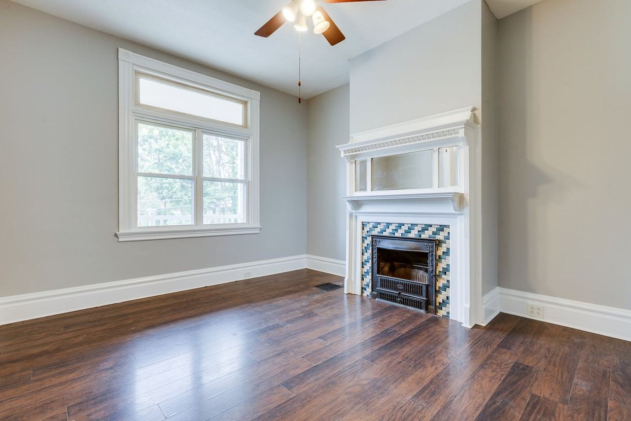 213 W Burgess St - Photo 6 of 30