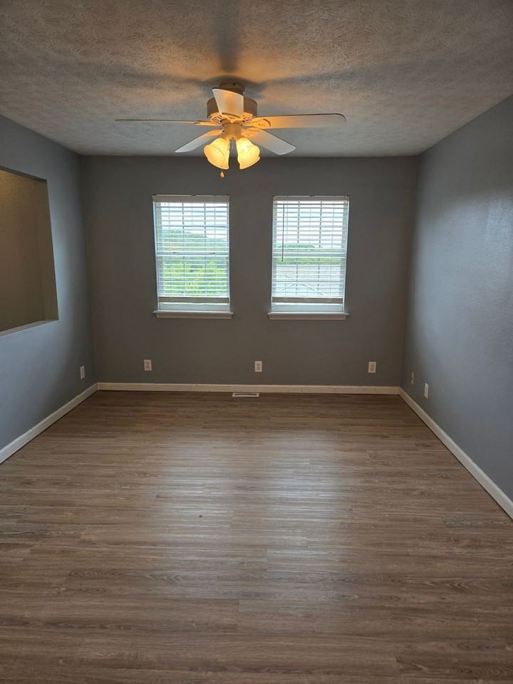 109 Hickory Valley Rd - Photo 7 of 25
