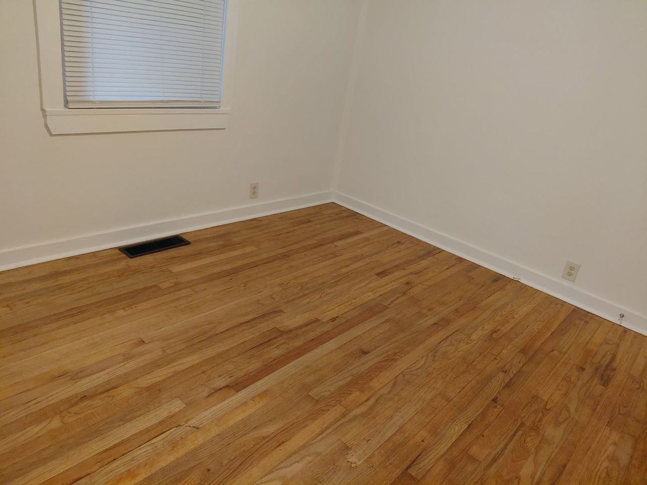 2927 Jefferson St - Photo 7 of 7