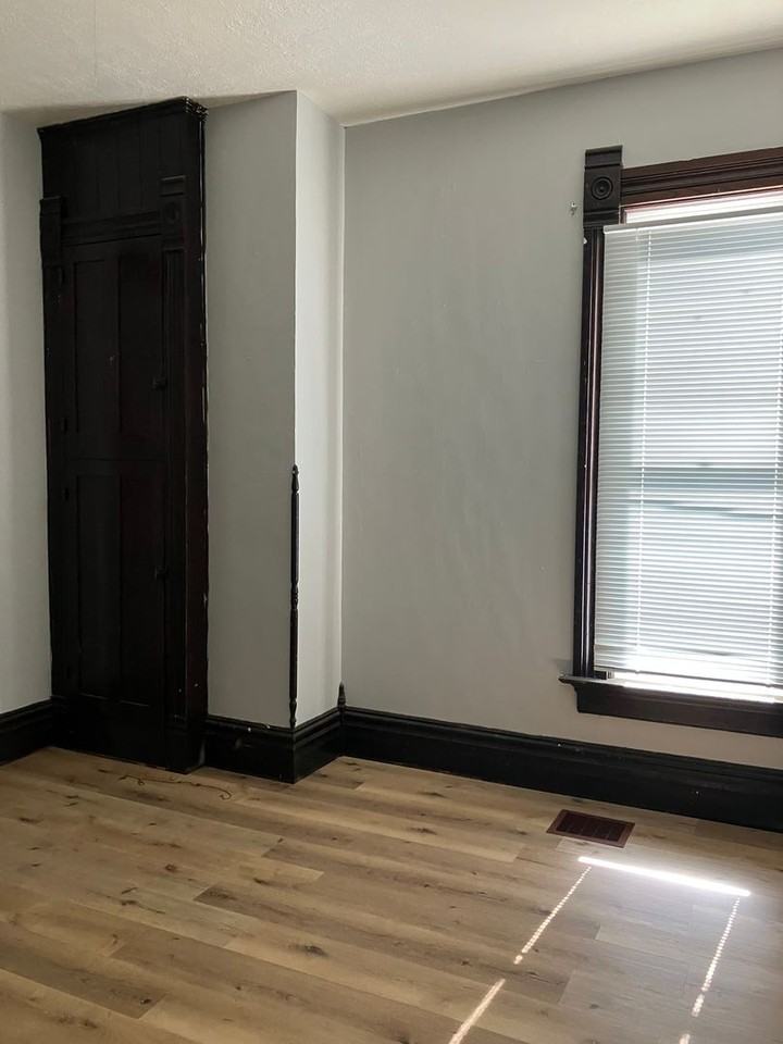 430 2nd Ave - Photo 7 of 17