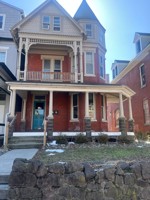 featured image of 546 E High St