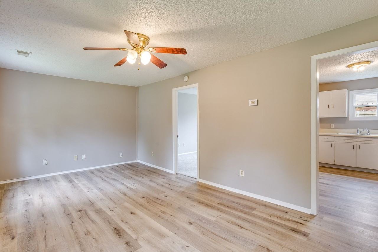 2051 S Topeka Ave - Photo 4 of 11