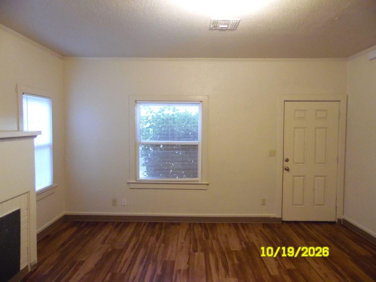 316 S Ivy St - Photo 5 of 18