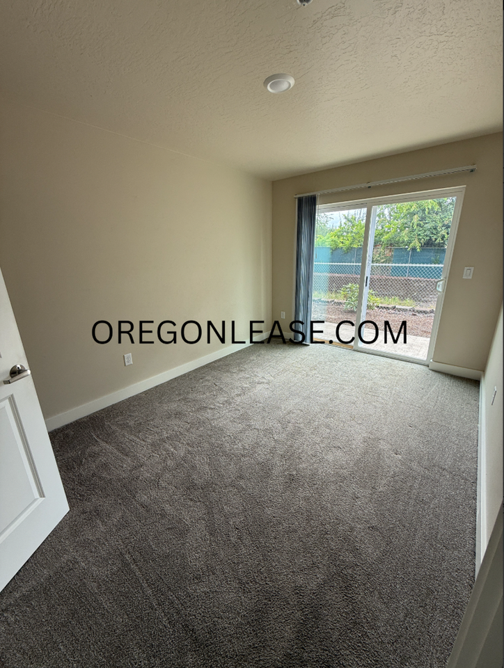 4080 Horace St - Photo 7 of 7
