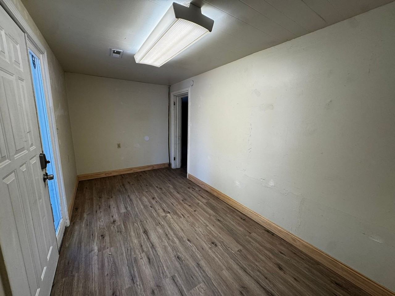 1410 W Worley St - Photo 5 of 26