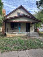featured image of 824 W 2nd Ave