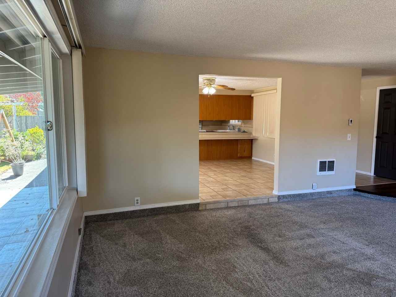 776 66th St - Photo 4 of 40