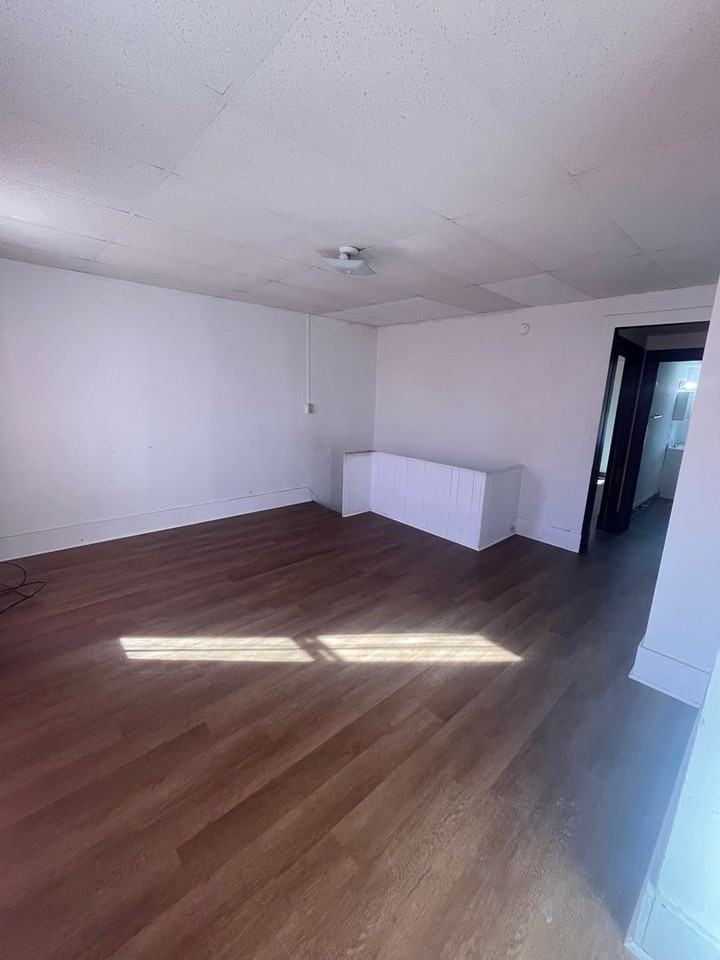 27 Ridge Ave - Photo 3 of 7