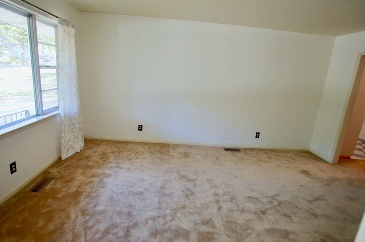 6604 Corsica Dr - Photo 5 of 24
