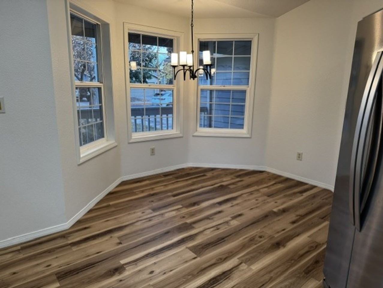 1883 Ne Windy Tree Ct - Photo 5 of 15