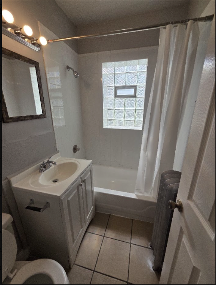 7156 S Rhodes Ave (NEW) - Photo 3 of 6