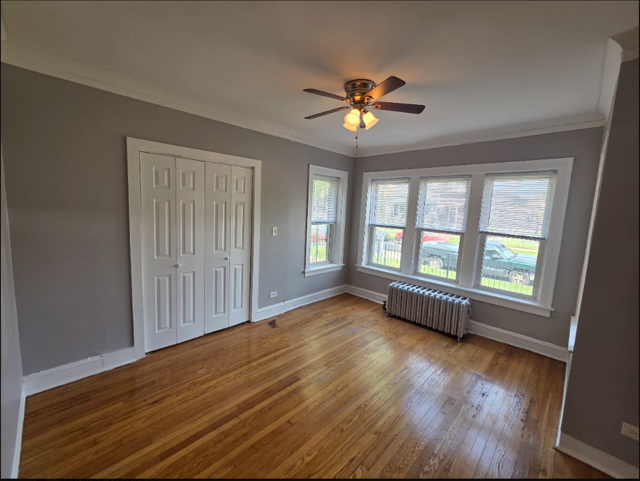7156 S Rhodes Ave (NEW) - Photo 4 of 6