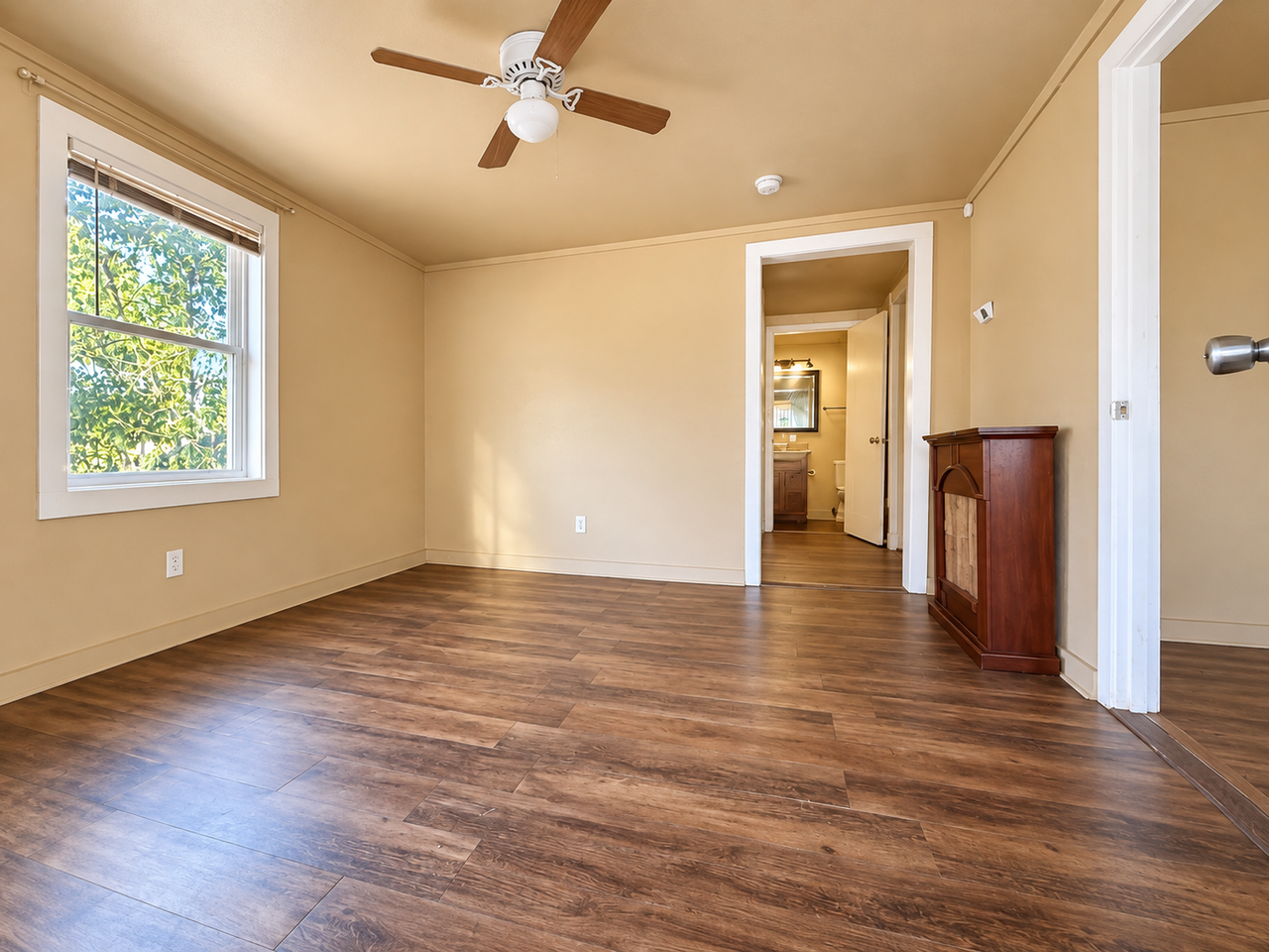158 Kennedy St - Photo 2 of 7