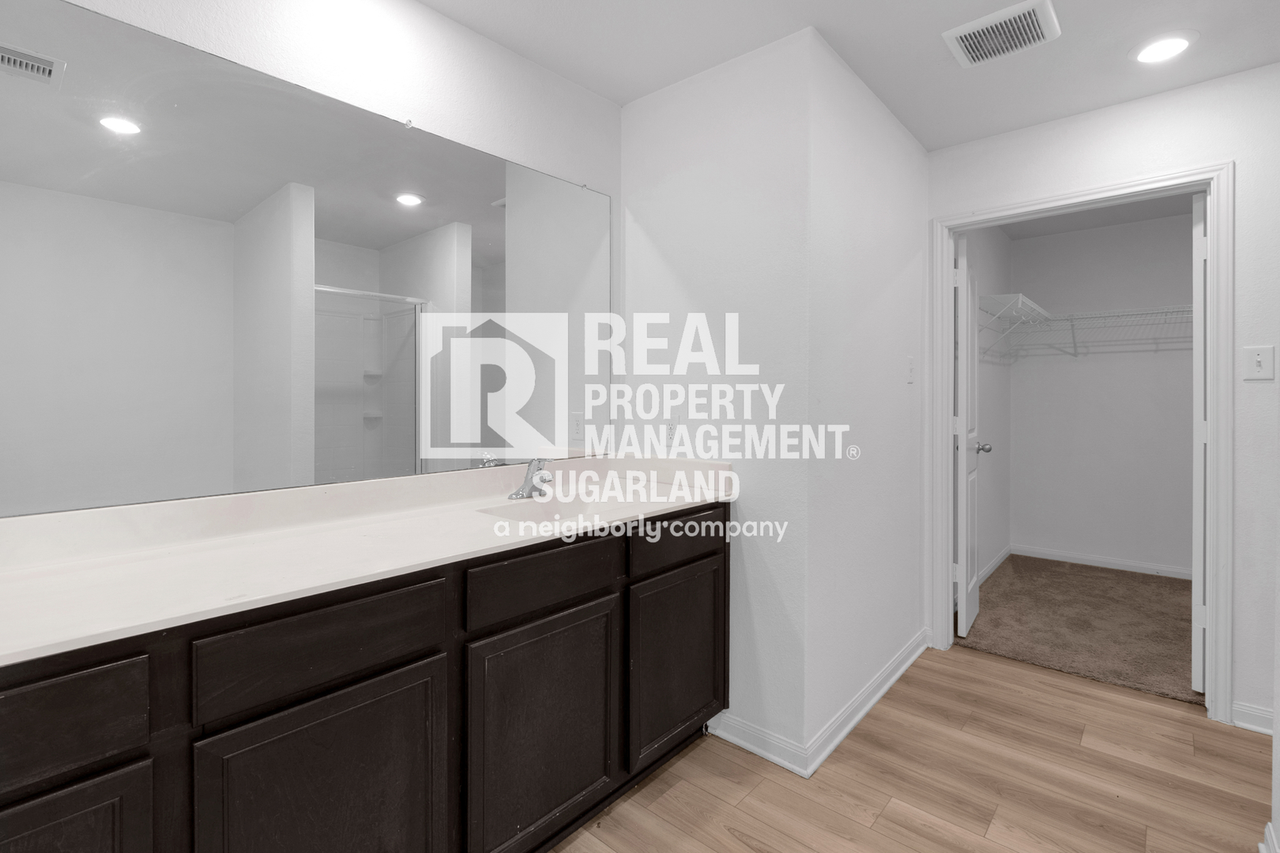 8131 Vacek Meadows Loop - Photo 6 of 31