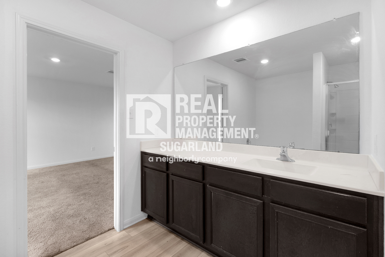 8131 Vacek Meadows Loop - Photo 7 of 31