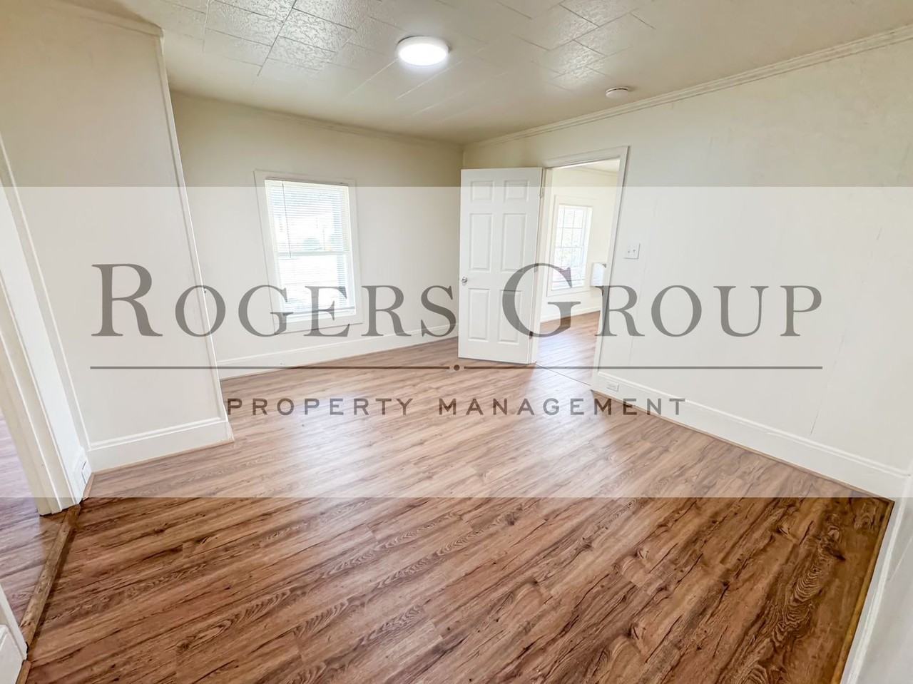 1246 Hight St - Photo 4 of 9