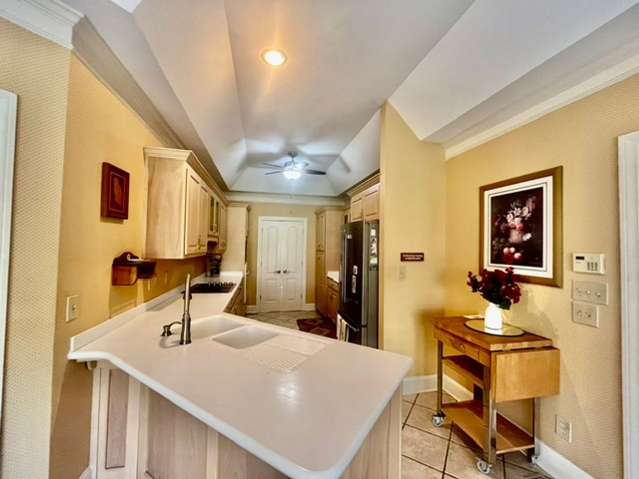 14 Saddlebrook Dr - Photo 4 of 18