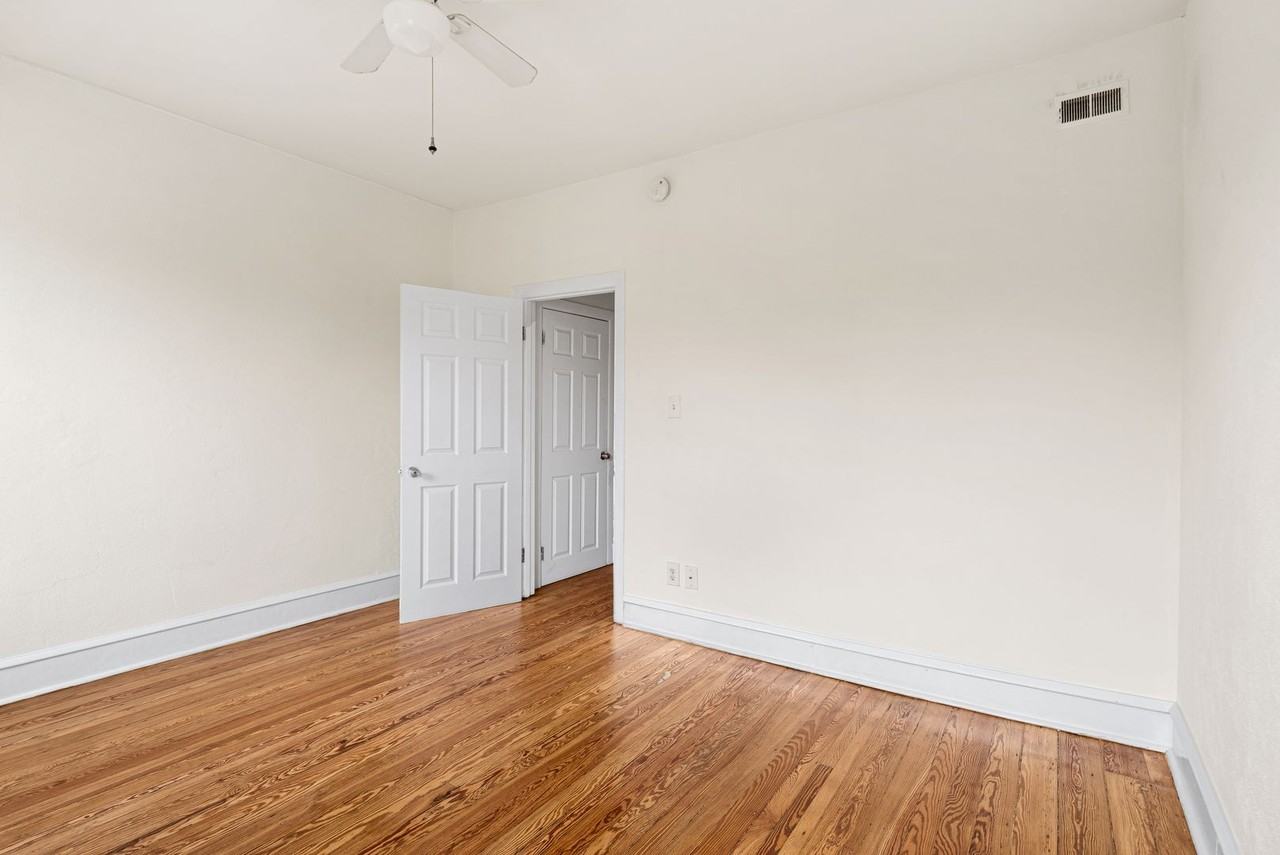 3044 Almond St - Photo 7 of 15