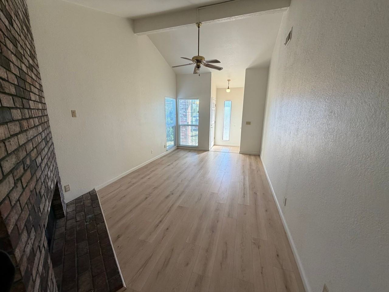 3612 S Port Dr - Photo 3 of 14