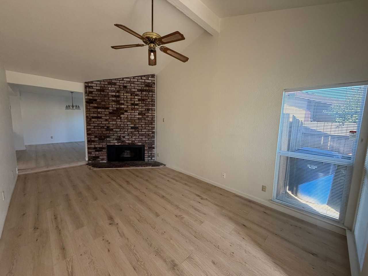 3612 S Port Dr - Photo 4 of 14