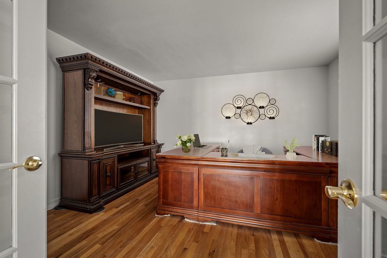 2722 Marston Hts - Photo 7 of 50