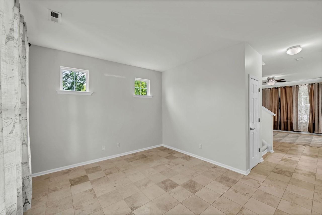 303 Cheeseman Rd - Photo 4 of 50