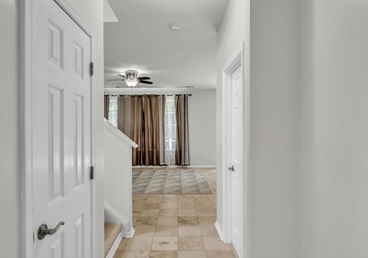 303 Cheeseman Rd - Photo 5 of 50