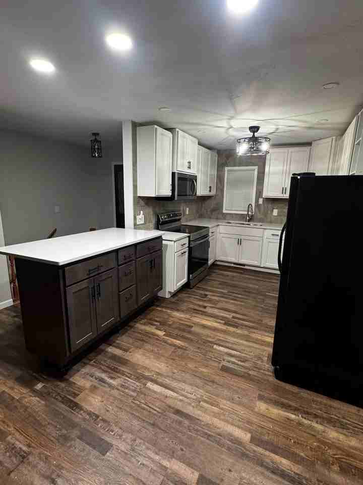 146 N Tarabury Ln - Photo 7 of 32