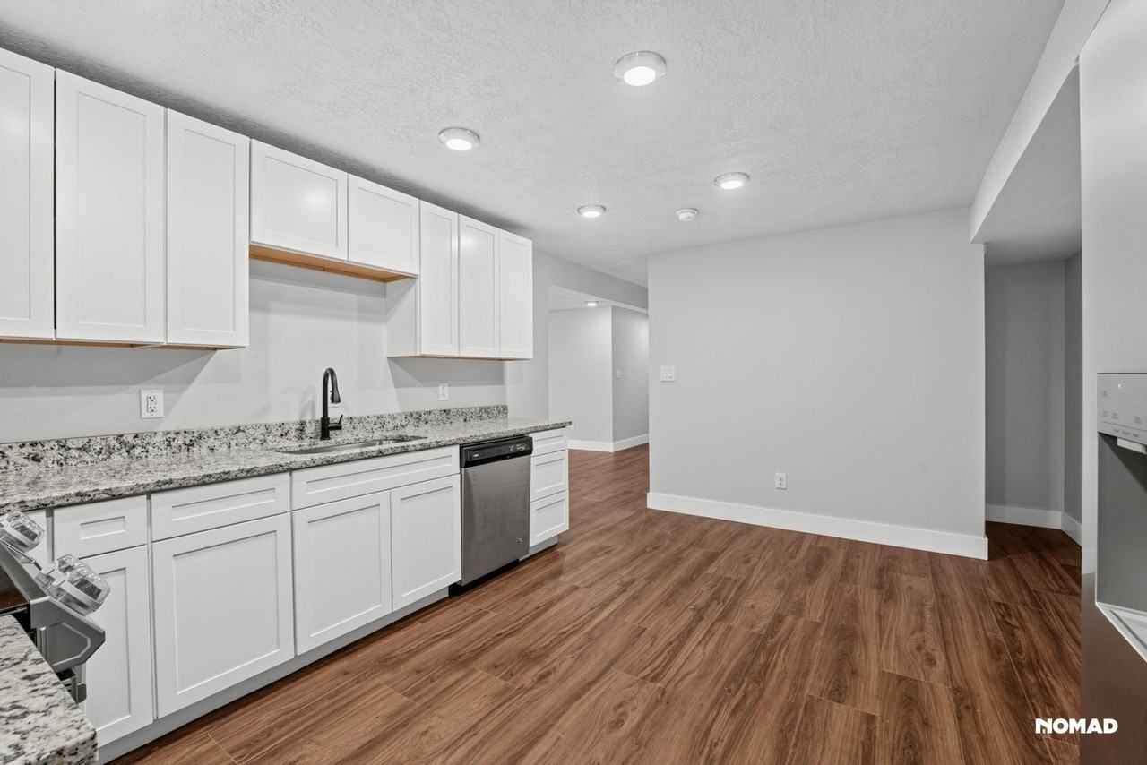 1732A S 320 W - Photo 4 of 21