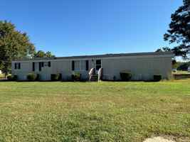 featured image of 1435 Village Creek Dr