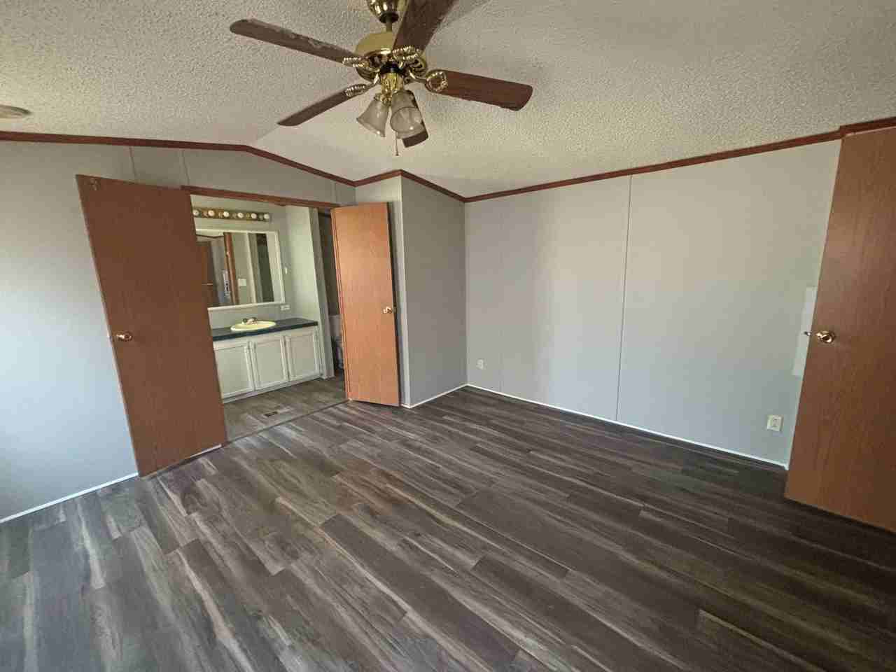1517 Avalon Dr - Photo 6 of 12