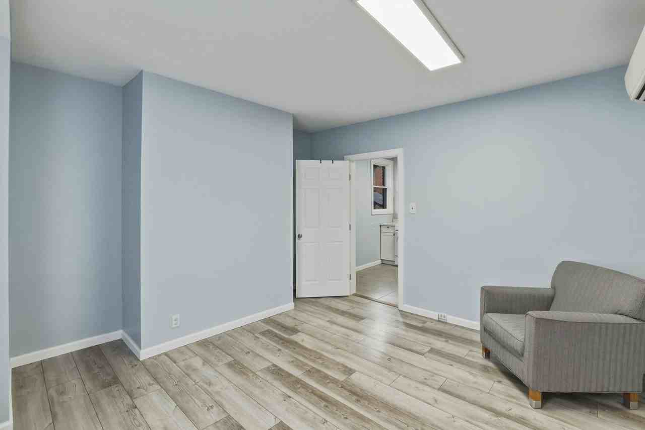 2301 Murray Ave - Photo 3 of 13