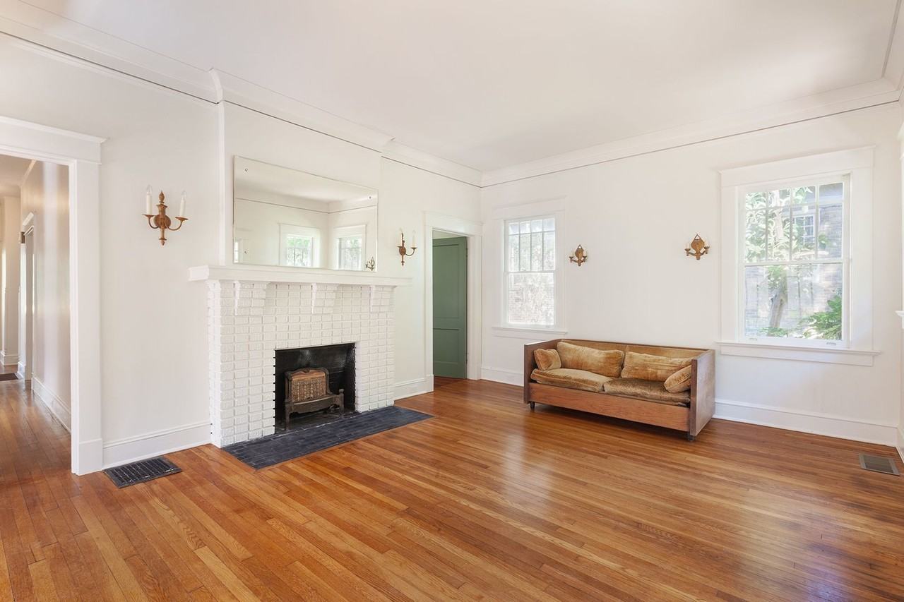 535 Elmwood Dr Ne ##Ne - Photo 4 of 43