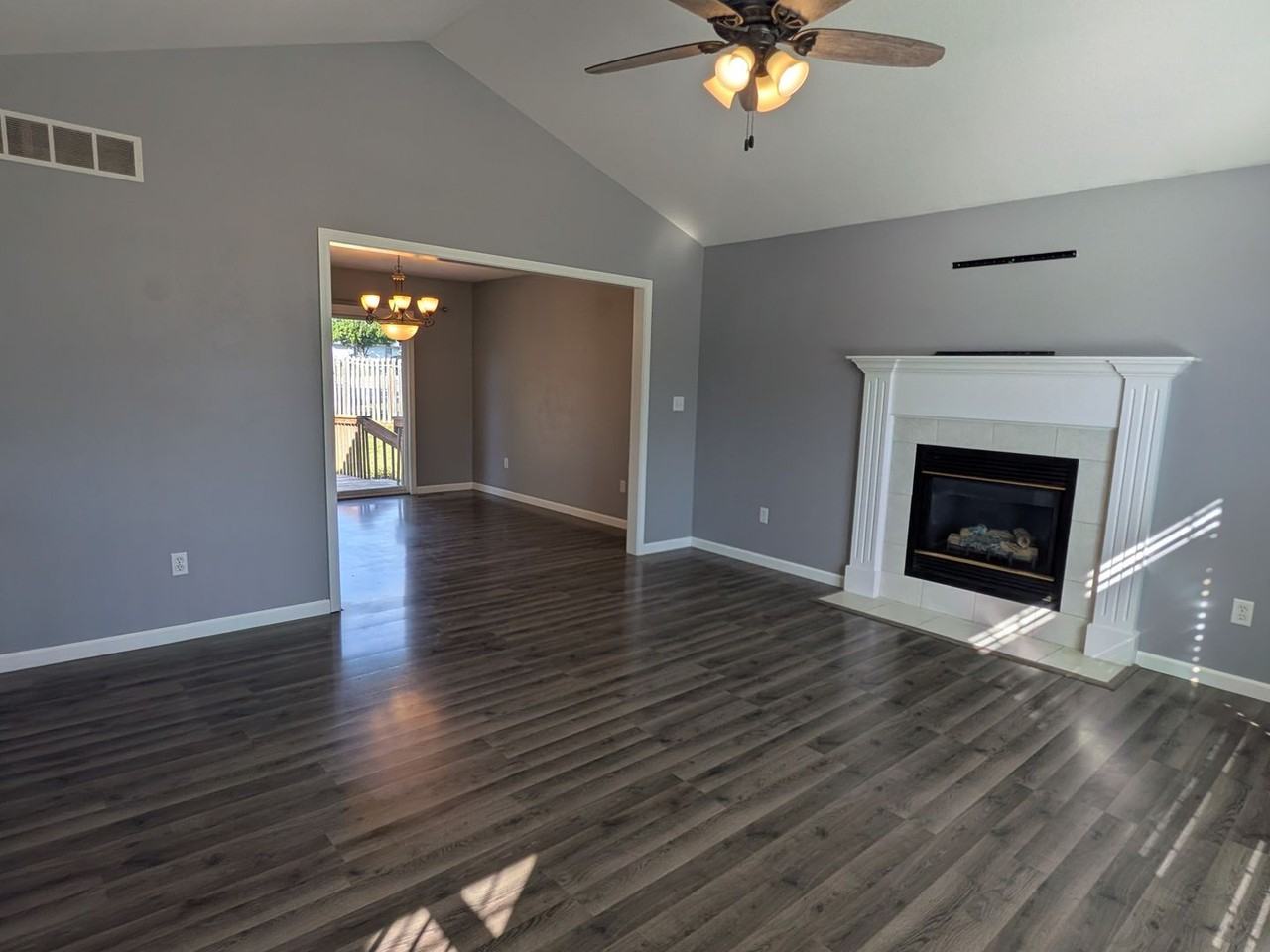 4105 Savannah Ct - Photo 6 of 43