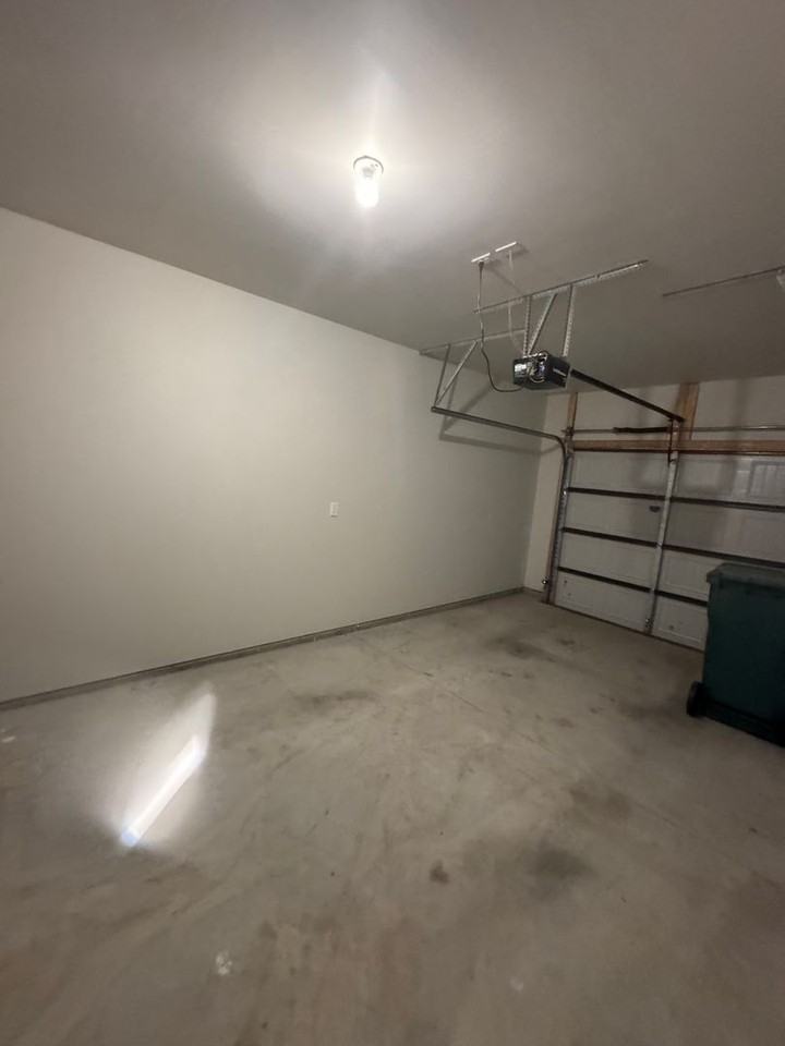 271 Netherlands Blvd - Photo 5 of 14