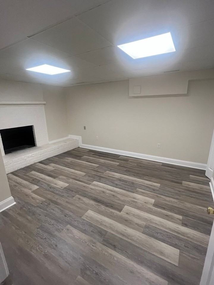 3715 Old Forest Rd - Photo 2 of 8