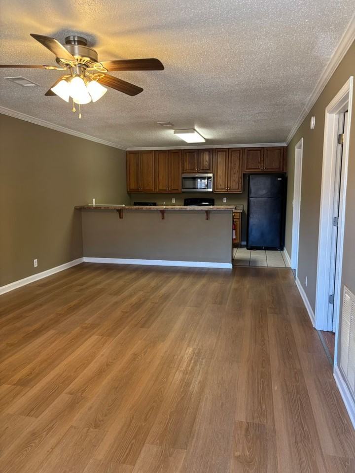 526 Folmar St - Photo 2 of 8