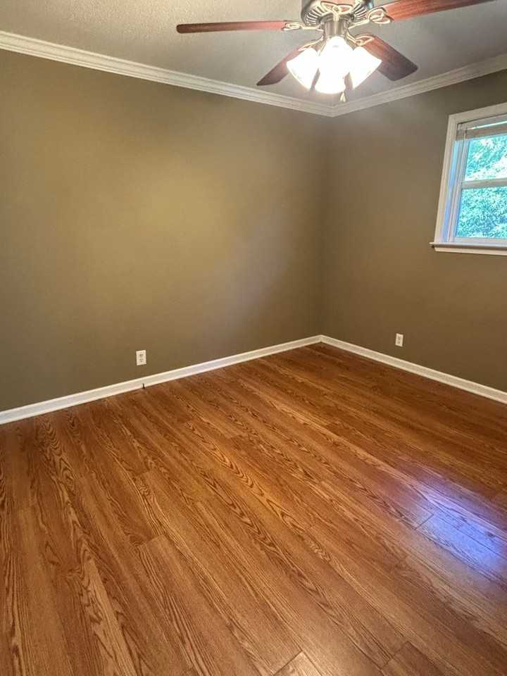526 Folmar St - Photo 7 of 8